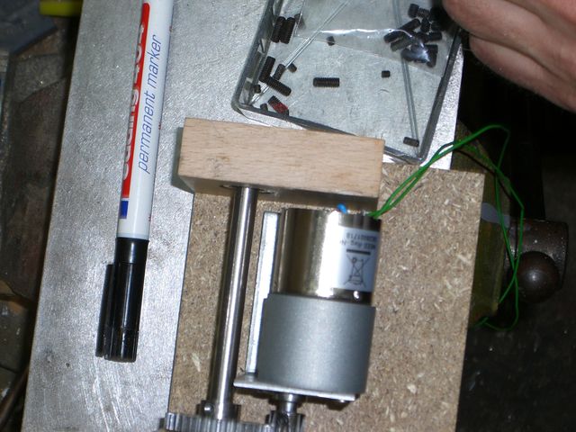 motor mounted in drive assembly, top view